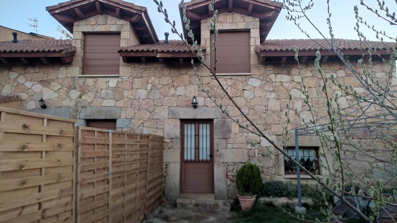 Los Arroyos San Martin de la Vega del Alberche Exterior photo
